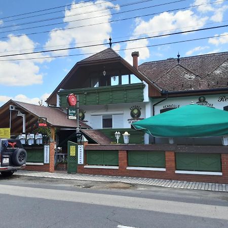 St Hubertus Panzio Bed & Breakfast Heviz Bagian luar foto