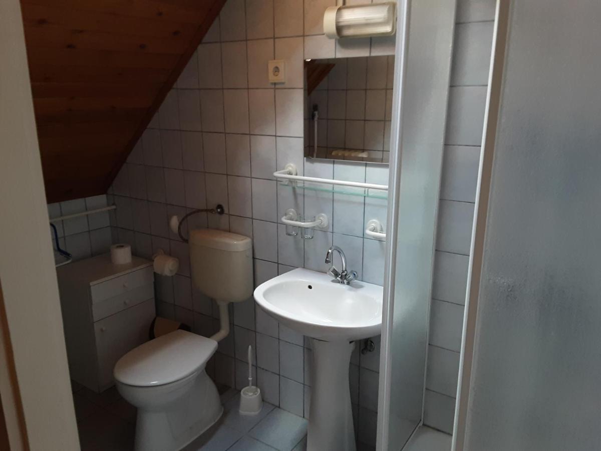 St Hubertus Panzio Bed & Breakfast Heviz Bagian luar foto